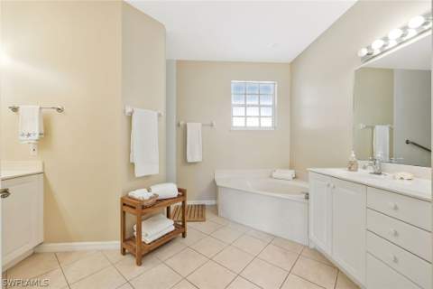 2180 Hawksridge Dr 2002, Naples FL - photo 14 of 29