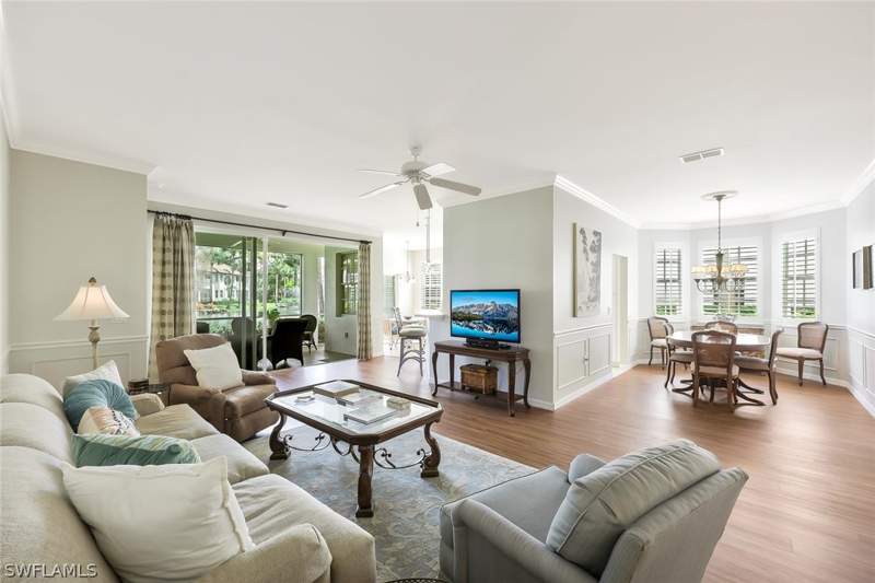 3 bedroom Condominium at 2180 Hawksridge Dr 2002, The Colony At Hawksridge, Naples — photo 2
