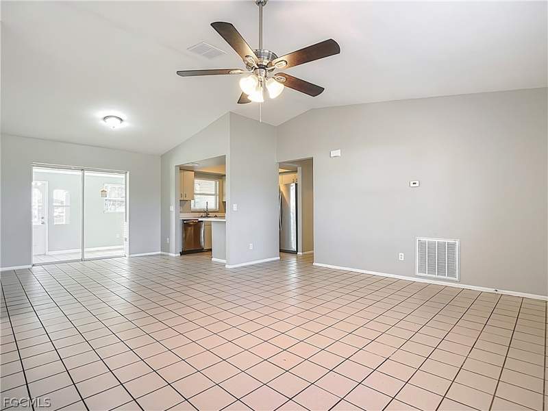 3 bedroom SingleFamilyResidence at 130 SE 7th St, Cape Coral, Cape Coral — photo 5