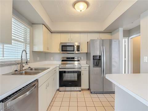 130 SE 7th St, Cape Coral FL - photo 9 of 26