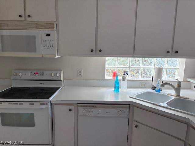 3 bedroom SingleFamilyResidence at 10741 Maui Cir, Island Club At Corkscrew, Estero — photo 4