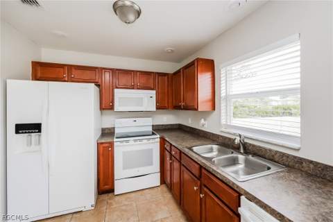 2900 73rd St W, Lehigh Acres FL - photo 7 of 15