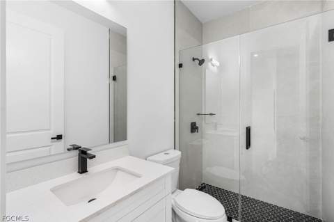 1102 NE 4th Pl, Cape Coral FL - photo 15 of 25