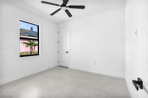 1102 NE 4th Pl, Cape Coral FL - photo 16 of 25