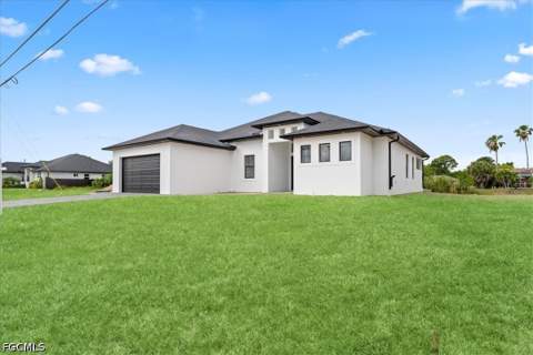 502 NE 5th Pl, Cape Coral FL - photo 8 of 12