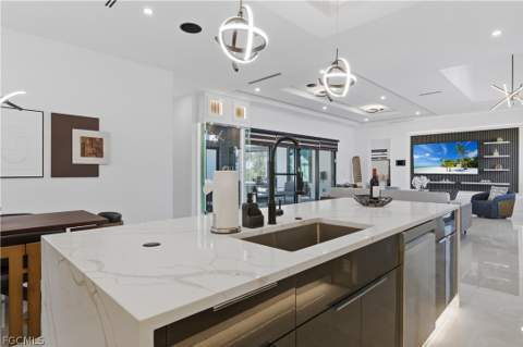 2402 Everest Pkwy, Cape Coral FL - photo 16 of 50