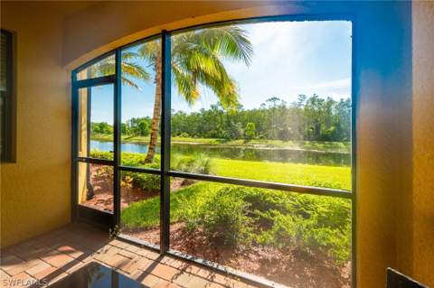 9590 Trevi Ct 5317, Naples FL - photo 21 of 38