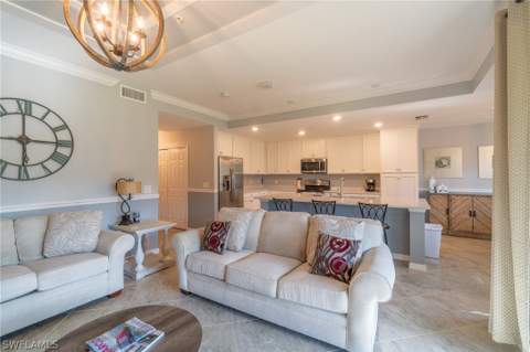 9590 Trevi Ct 5317, Naples FL - photo 6 of 38
