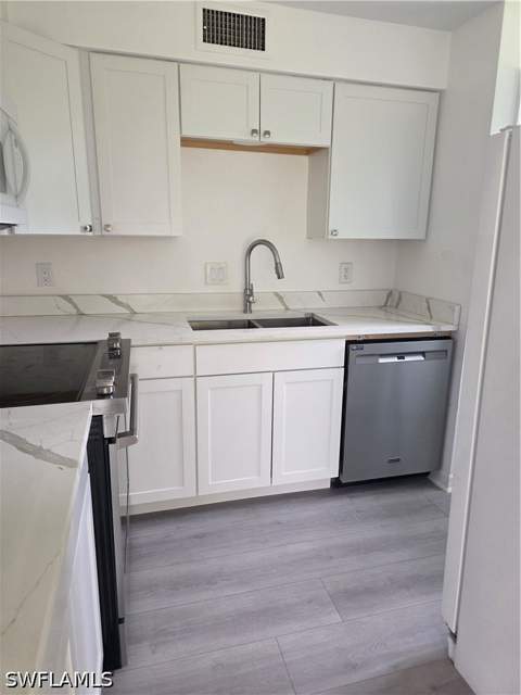 1 Knights Bridge Rd A1, Naples FL - photo 22 of 37