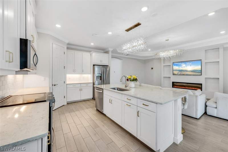 3 bedroom SingleFamilyResidence at 28041 Captiva Shell Loop, Seasons At Bonita, Bonita Springs — photo 4