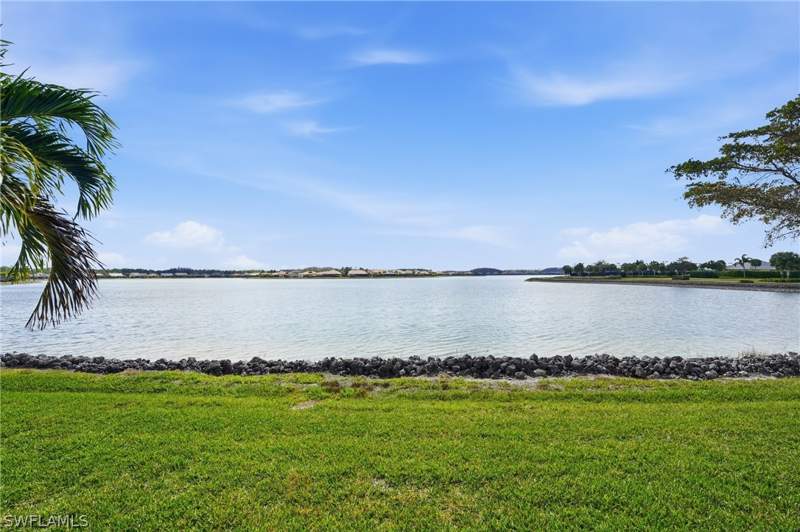 4 bedroom SingleFamilyResidence at 20961 Corkscrew Shores Blvd, Corkscrew Shores, Estero — photo 4