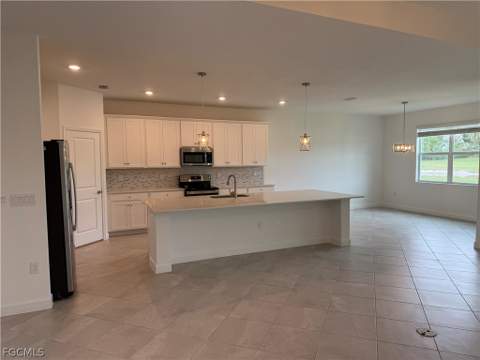 20821 Copperhead Dr, Lehigh Acres FL - photo 17 of 38