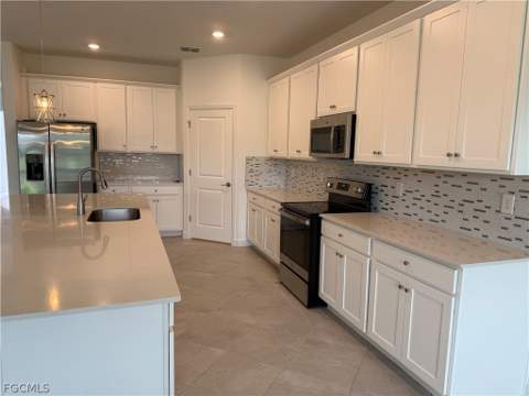 20821 Copperhead Dr, Lehigh Acres FL - photo 18 of 38
