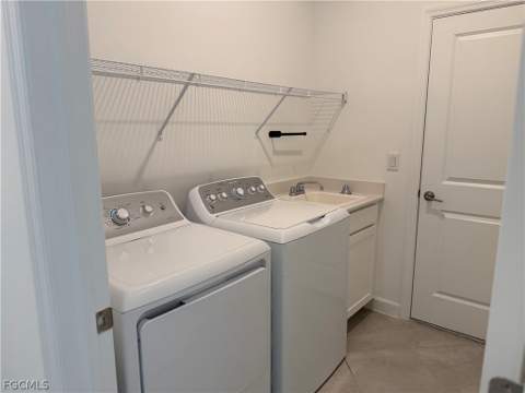20821 Copperhead Dr, Lehigh Acres FL - photo 6 of 38