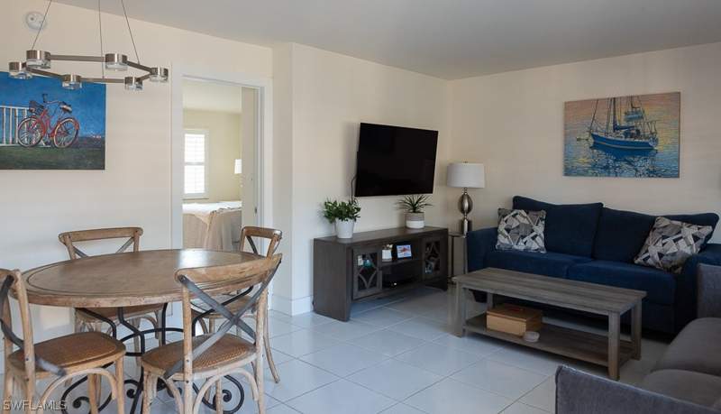 2 bedroom Condominium at 550 Broad Ave S 550, Ixora, Naples — photo 3