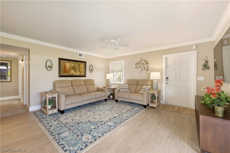 2 bedroom Condominium at 1155 Sandpiper St B7, Harbor Lakes Of Naples, Naples — photo 2