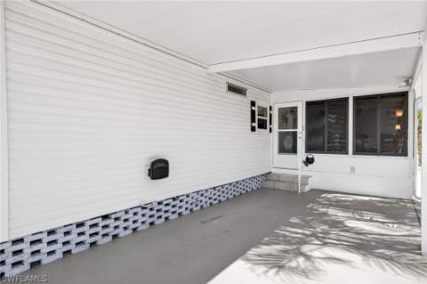 10390 Wales Loop, Bonita Springs FL - photo 20 of 40