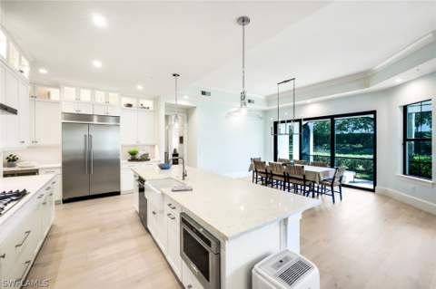 16320 Corsica Way 102, Naples FL - photo 13 of 34