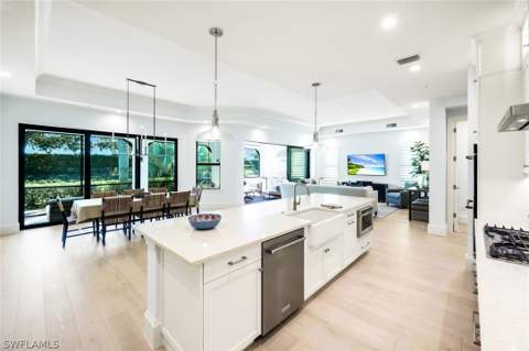 16320 Corsica Way 102, Naples FL - photo 14 of 34