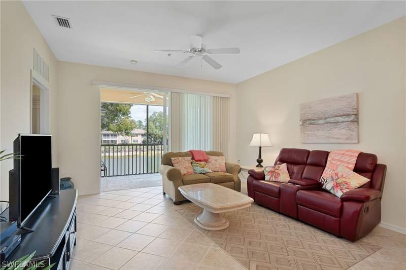 2 bedroom Condominium at 3993 Bishopwood Ct E 9-204, Bishopwood East III, Naples — photo 3