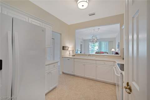 3993 Bishopwood Ct E 9-204, Naples FL - photo 8 of 24
