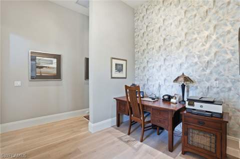 725 Harbour Dr, Naples FL - photo 15 of 50