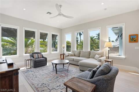 725 Harbour Dr, Naples FL - photo 22 of 50