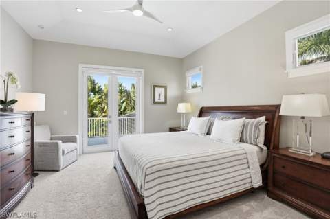 725 Harbour Dr, Naples FL - photo 23 of 50