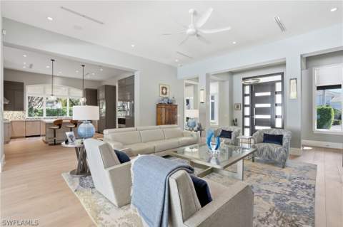 725 Harbour Dr, Naples FL - photo 8 of 50