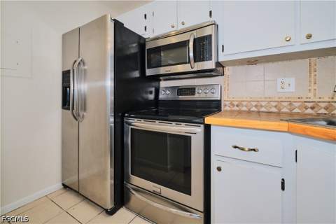 9650 Green Cypress Ln 22, Fort Myers FL - photo 13 of 50