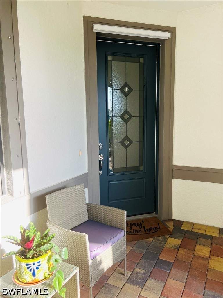 2 bedroom Attached at 16753 Rolling Rock Blvd, Country Club, Alva — photo 5