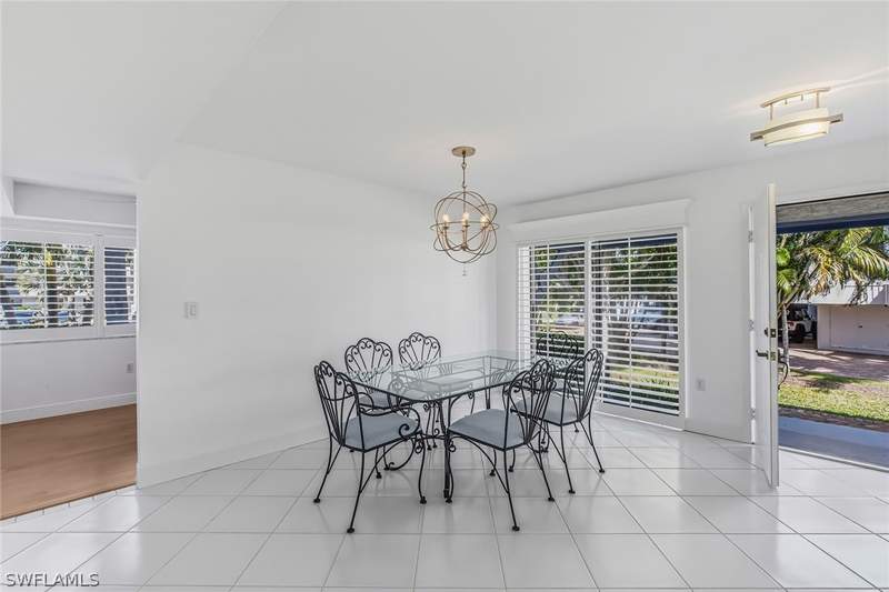 3 bedroom Townhouse at 919 Huron Ct 101, Pelican Perch, Marco Island — photo 3