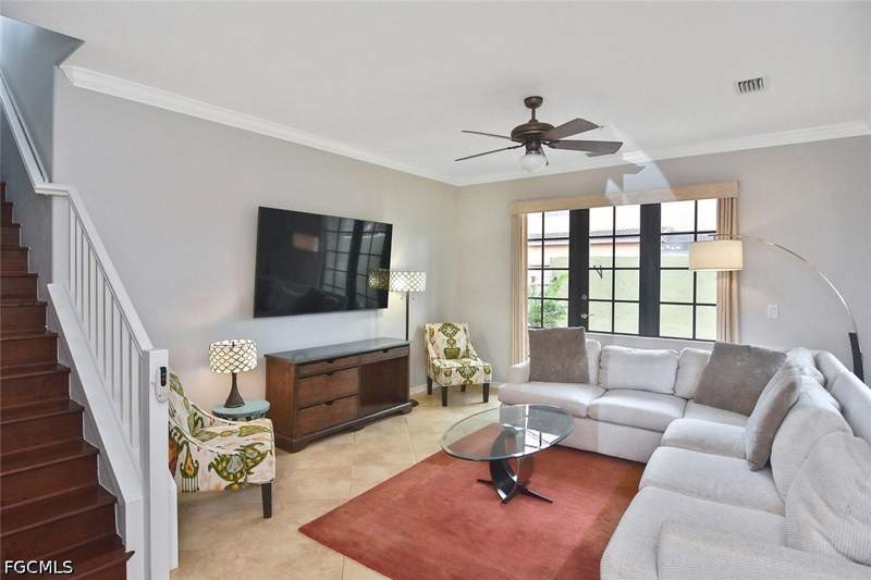 2 bedroom Townhouse at 8856 Oliveria St 9604, Paseo, Fort Myers — photo 3