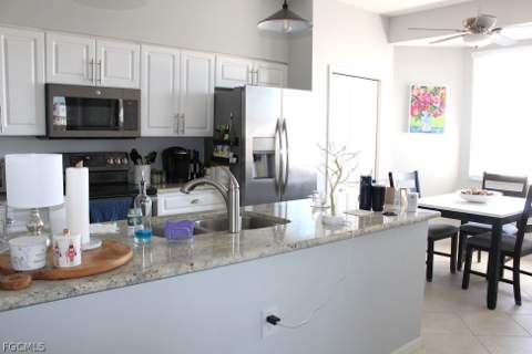 16615 Lake Circle Dr 447, Fort Myers FL - photo 6 of 26