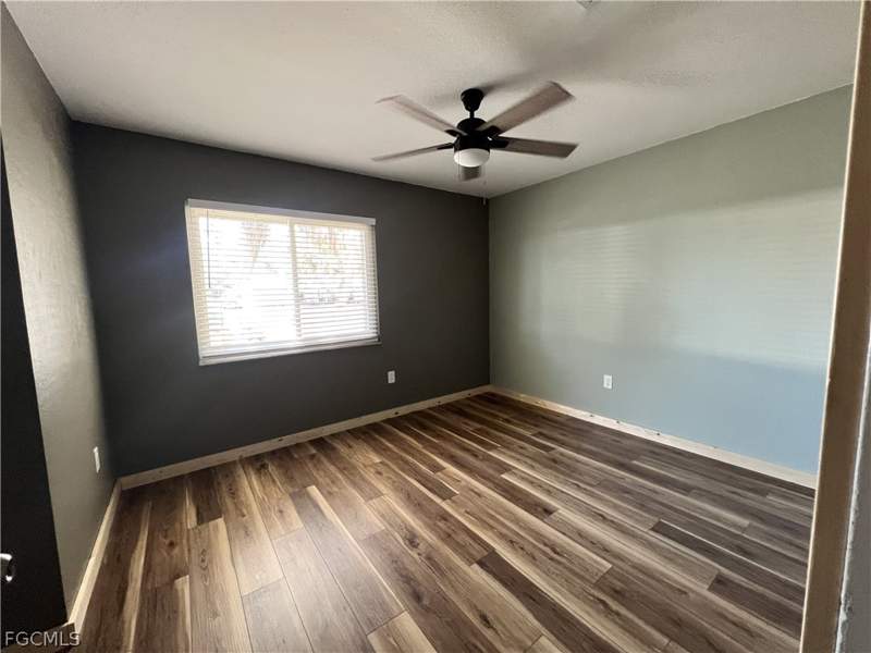3 bedroom SingleFamilyResidence at 4040 S Edgewater Cir, Port Labelle, Labelle — photo 5