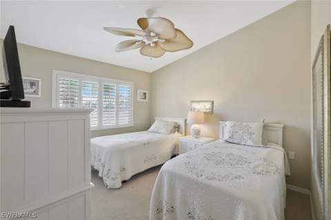 2360 Hidden Lake Ct 8410, Naples FL - photo 14 of 33