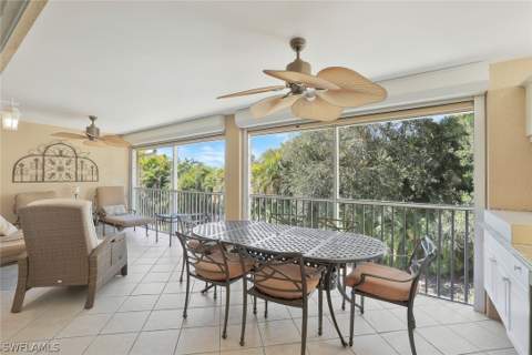 2360 Hidden Lake Ct 8410, Naples FL - photo 16 of 33