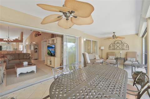 2360 Hidden Lake Ct 8410, Naples FL - photo 17 of 33