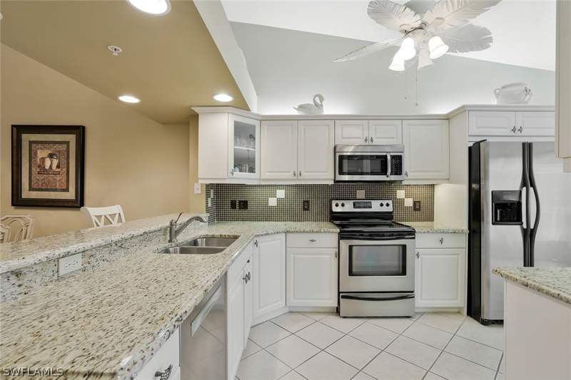 2 bedroom Condominium at 2360 Hidden Lake Ct 8410, Magnolia Falls, Naples — photo 3