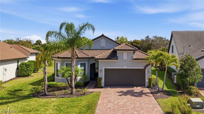 3 bedroom SingleFamilyResidence at 2718 Aviamar Cir, Amaranda, Naples — photo 2
