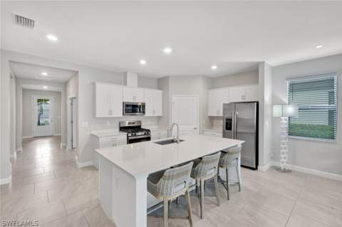 18298 Ridgeline Dr, Estero FL - photo 16 of 49