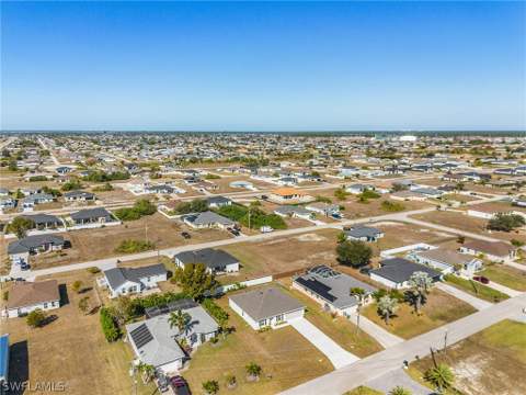 1618 NW 7th Ave, Cape Coral FL - photo 22 of 23