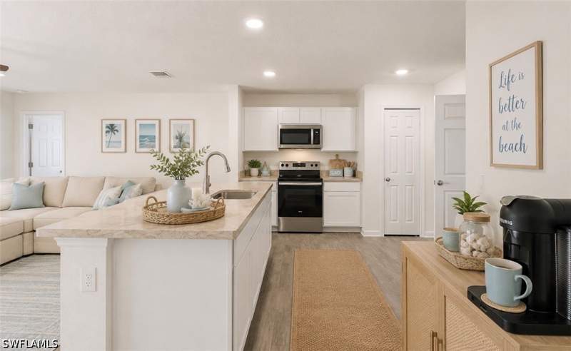 4 bedroom SingleFamilyResidence at 1618 NW 7th Ave, Cape Coral, Cape Coral — photo 4