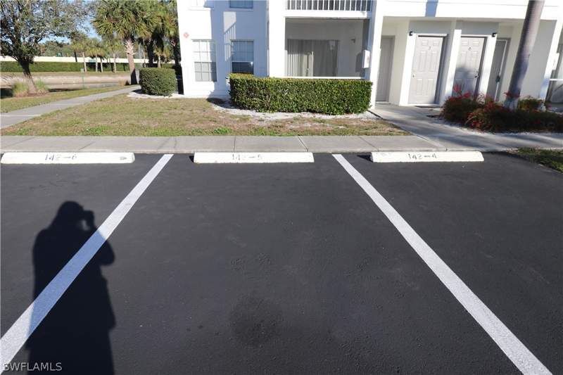 1 bedroom Condominium at 142 Santa Clara Dr 5, Granada Lakes, Naples — photo 5
