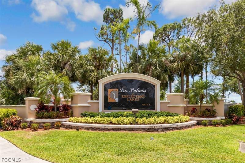 2 bedroom Attached at 13600 Gulf Breeze St, Reflection Lakes, Fort Myers — photo 2