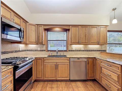 1319 SW 34th Ter, Cape Coral FL - photo 8 of 24
