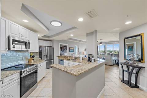 2745 1st St 603, Fort Myers FL - photo 7 of 48