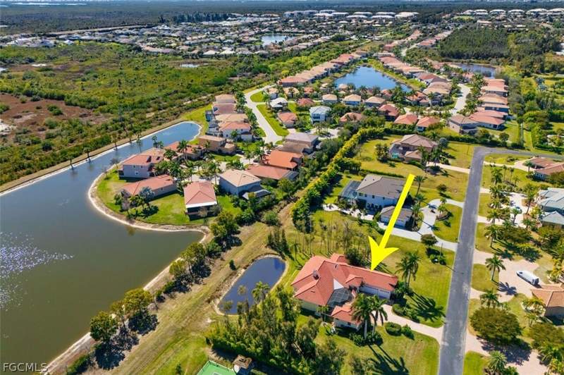 4 bedroom SingleFamilyResidence at 8460 Belle Meade DR, BELLE MEADE, Fort Myers — photo 4