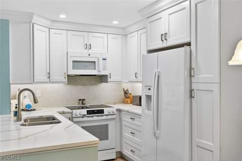 845 E Gulf Dr 1521, Sanibel FL - photo 10 of 39