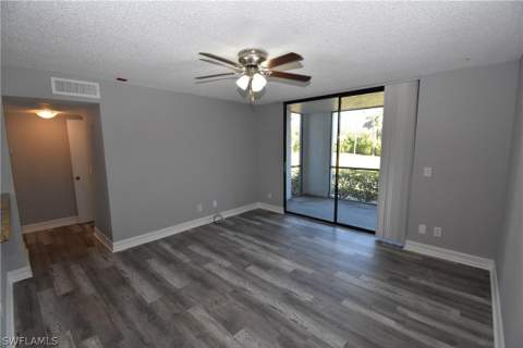 13545 Eagle Ridge Dr 818, Fort Myers FL - photo 17 of 28